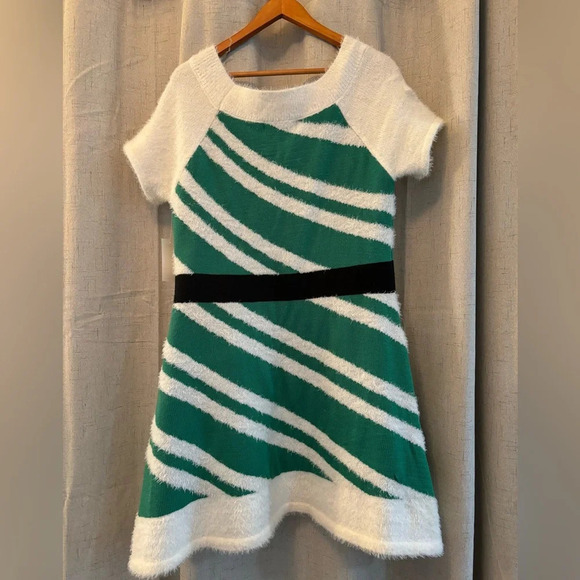 33 Degrees Elf Sweater Dress size L. Green and White Stripes with Red Bow - Picture 4 of 6